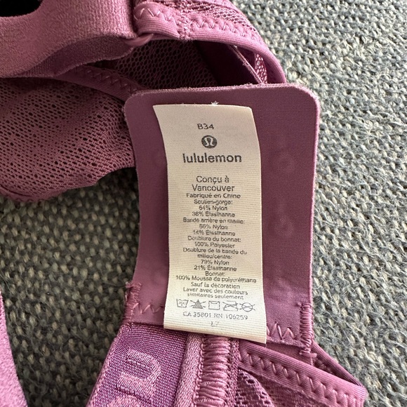 🚫Sold🚫Lululemon Up For It Bra 34B - Picture 10 of 11